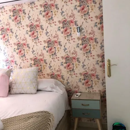 Sweet Pink Apartment Malaga